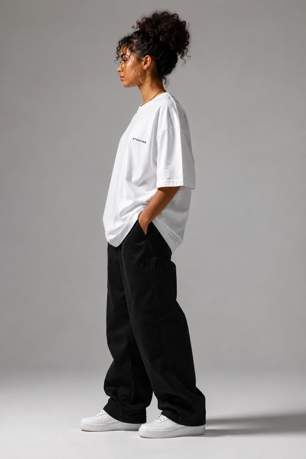 She Knows Tee — White